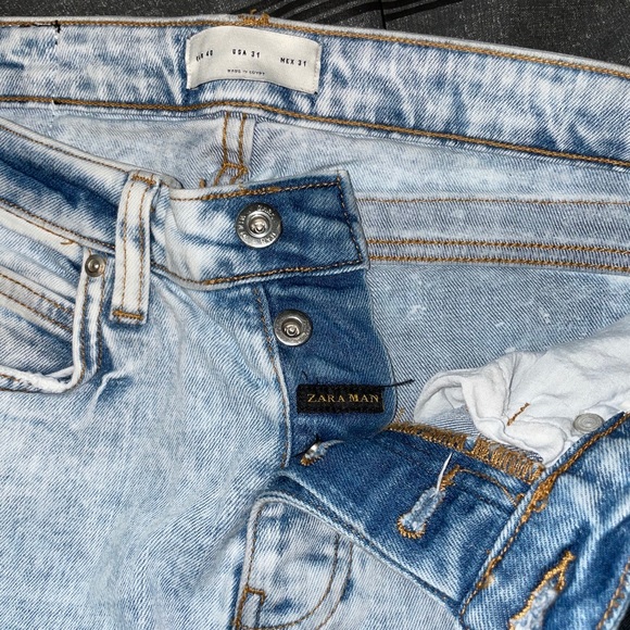 Zara Light Wash Ripped Skinny Jeans - Picture 4 of 4